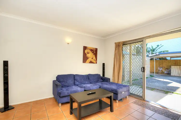 Fifth view of Homely unit listing, 3 / 33 William Street, Mermaid Beach QLD 4218
