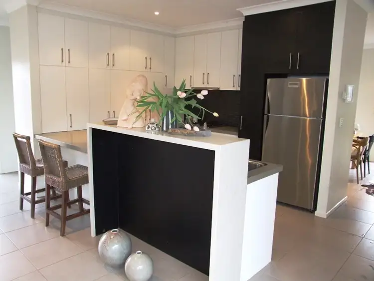 Fifth view of Homely house listing, 8 McGregor Court, Bacchus Marsh VIC 3340