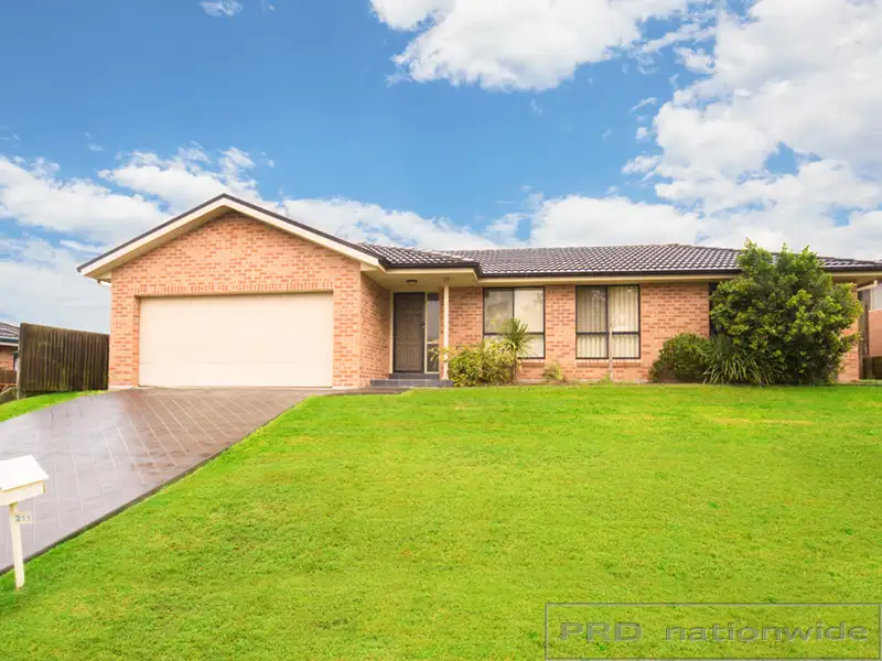 Main view of Homely house listing, 211 Aberglasslyn Rd, Aberglasslyn NSW 2320