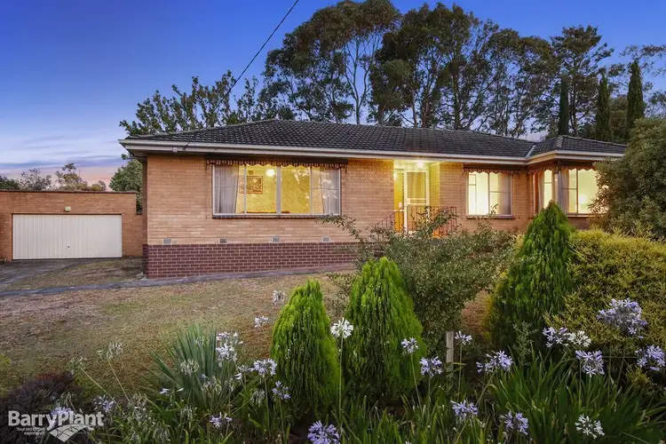 1 Tibari Court, Croydon VIC 3136
