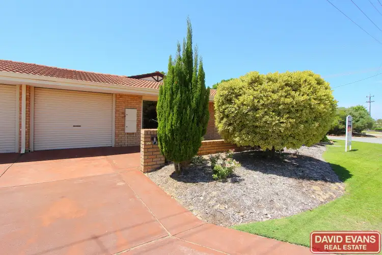 8 Macquarie Avenue, Padbury WA 6025