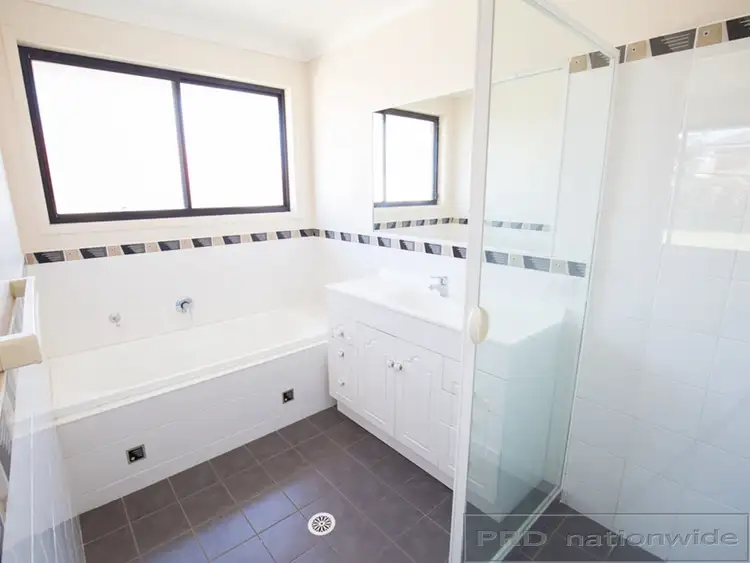 Seventh view of Homely house listing, 10 Kelly Circuit, Rutherford NSW 2320