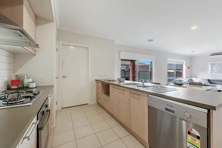 Fourth view of Homely house listing, 16 Serenity Way, Craigieburn VIC 3064