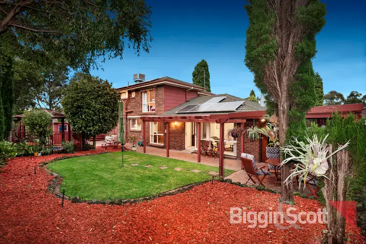 92 Old Orchard Drive, Wantirna South VIC 3152