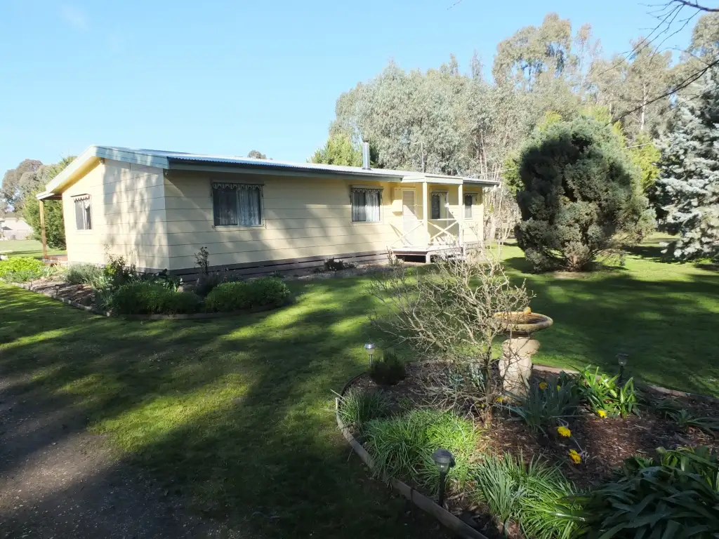 Main view of Homely house listing, 21 Green Street, Elmhurst VIC 3469