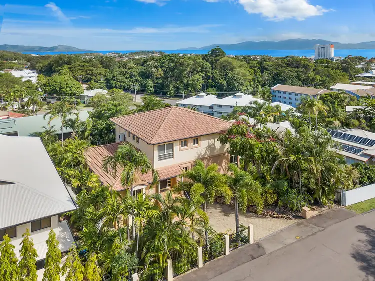 14 Queen Street, North Ward QLD 4810