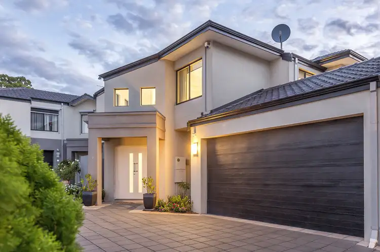 2/39 Renwick St, South Perth WA 6151