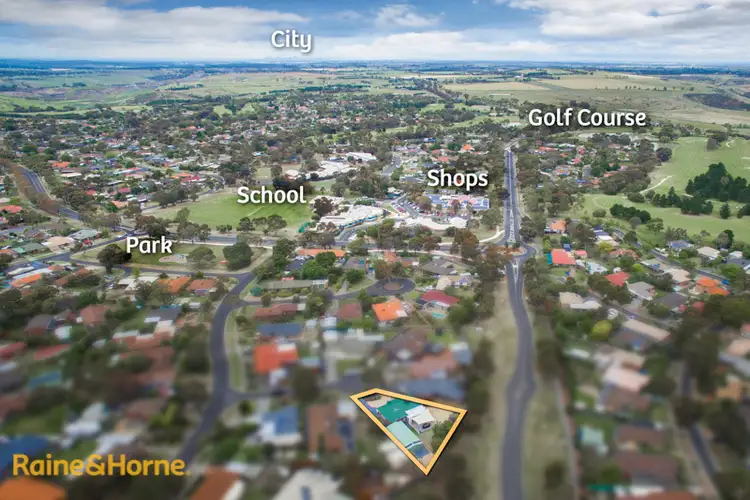 Third view of Homely house listing, 6 Yale Court, Sunbury VIC 3429