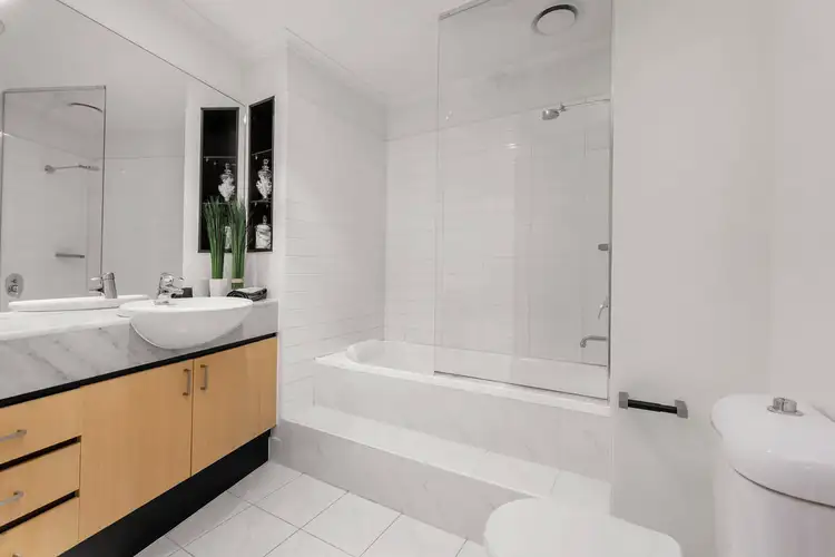 Sixth view of Homely apartment listing, 7/44 Chetwynd Street, West Melbourne VIC 3003