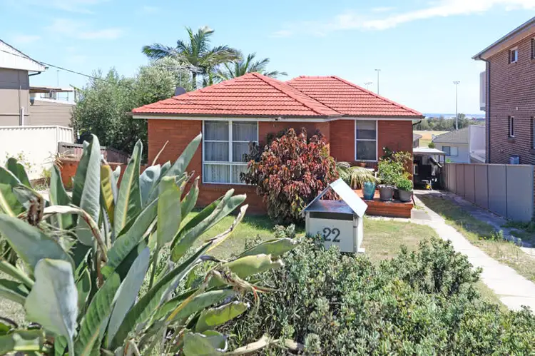 Main view of Homely house listing, 22 Lasseter Avenue, Chifley NSW 2036