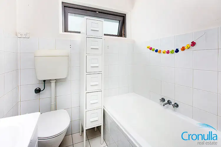 Sixth view of Homely apartment listing, 1/6-8 McDonald St, Cronulla NSW 2230