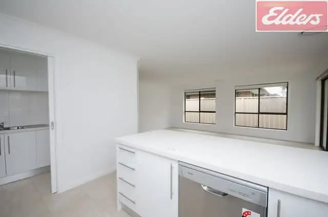 Fifth view of Homely house listing, 25 Pech Avenue, Jindera NSW 2642