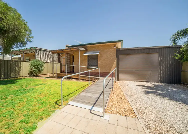 4 Turner Road, Elizabeth Park SA 5113