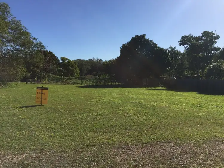 7 HAMILTON PARADE, Macleay Island QLD 4184