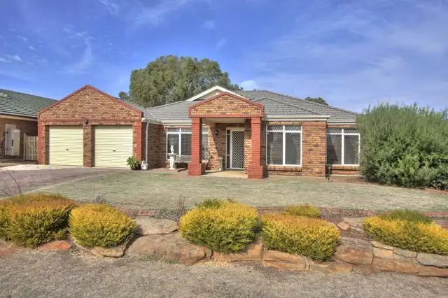 6 Gerlach Grove, Evanston Park SA 5116