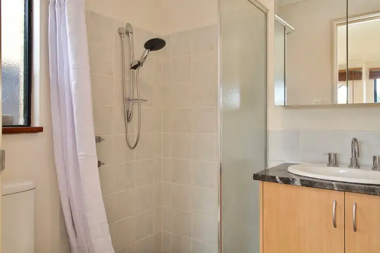 Fifth view of Homely house listing, 2 Sarah Ann Crescent, Warnbro WA 6169