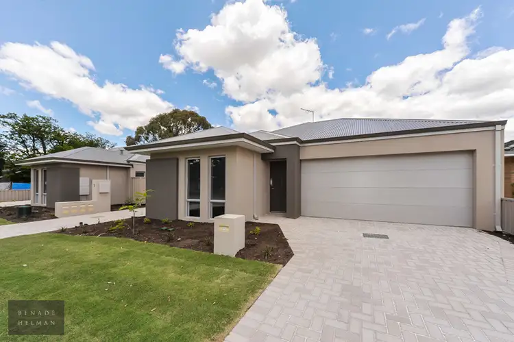 2/9 Mona Avenue, Beckenham WA 6107