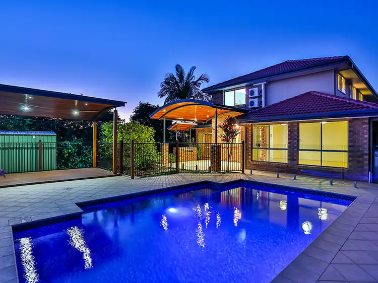 Fifth view of Homely house listing, 2 Goodwood Place, Carindale QLD 4152