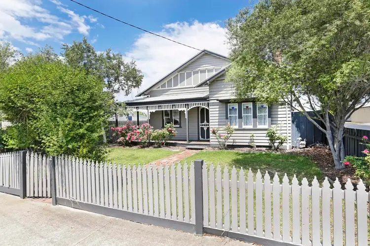 2 Gurr Street, East Geelong VIC 3219