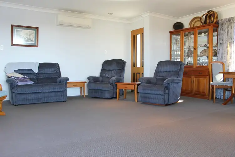 Fourth view of Homely house listing, 7 Pacific Vista Close, Pacific Heights QLD 4703