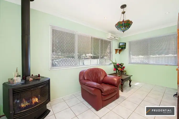 Fifth view of Homely house listing, 10 Macintyre Crescent, Ruse NSW 2560