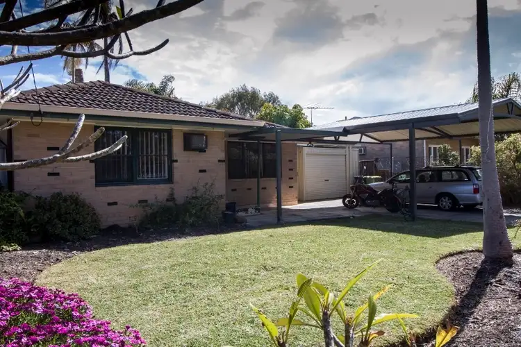 20 Meyrick Way, Langford WA 6147