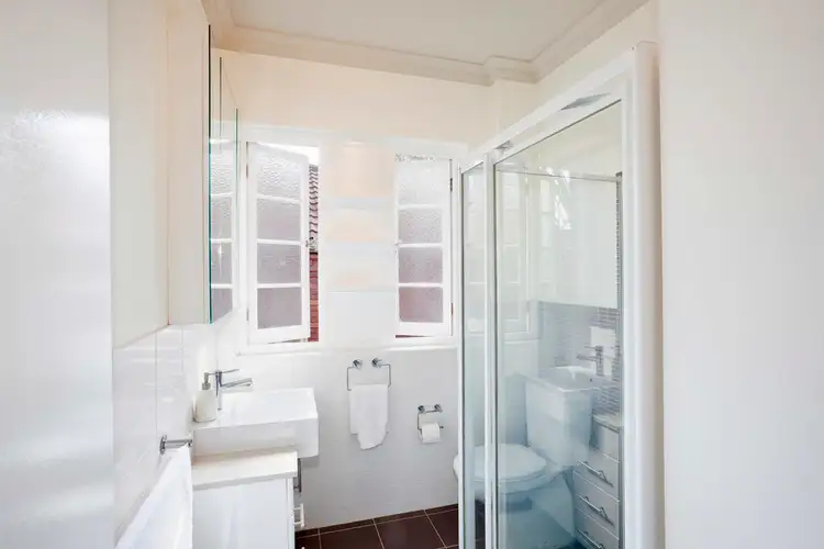 Sixth view of Homely apartment listing, 11/3 Plumer Road, Rose Bay NSW 2029