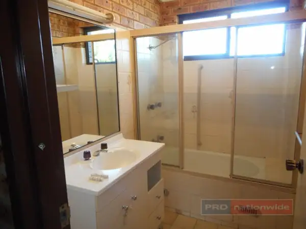 Third view of Homely house listing, 1/86A Simpson Street, Tumut NSW 2720