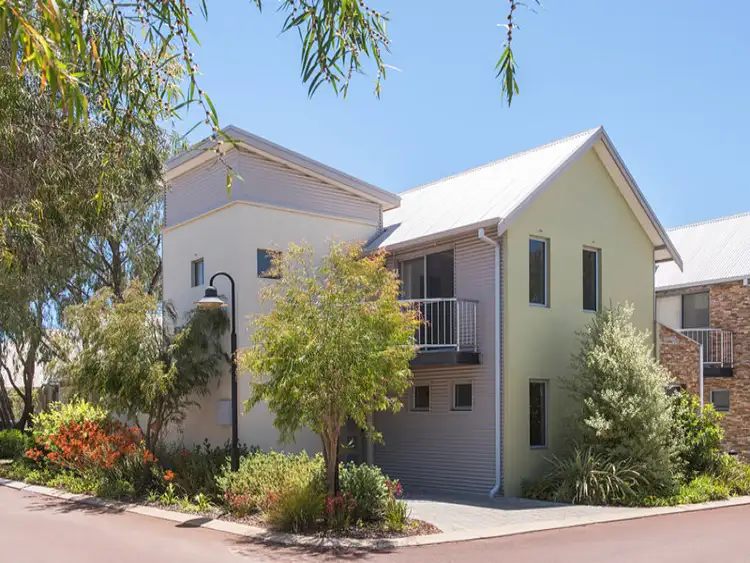 V56, 28/12 Little Colin Street, Broadwater WA 6280