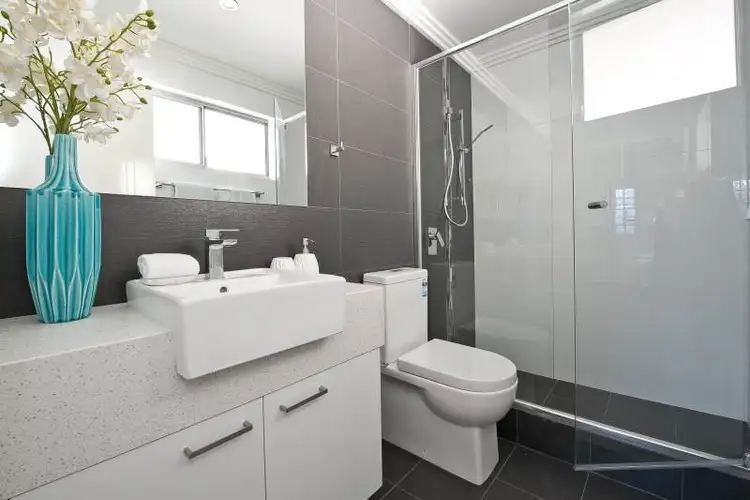 1/10 Swanston Street, Yokine WA 6060