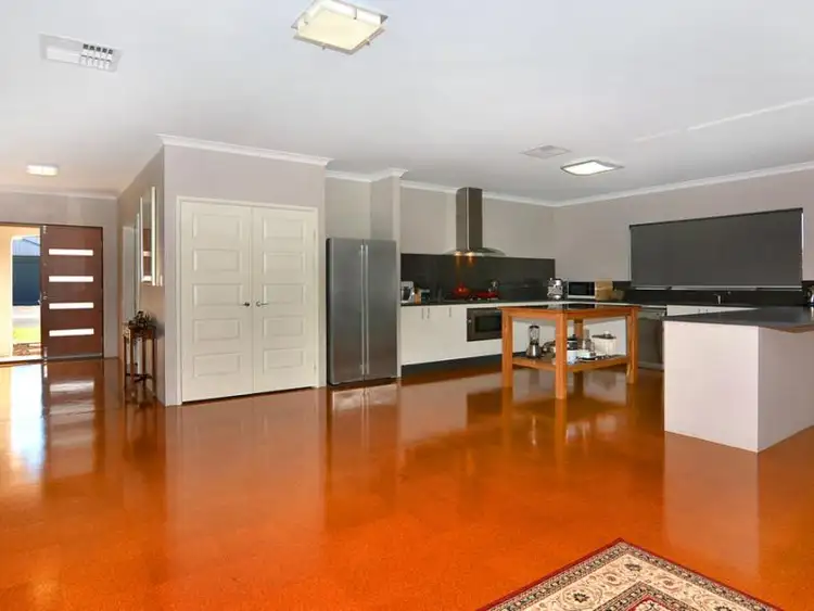 Sixth view of Homely house listing, 8 Kowari Way, Australind WA 6233