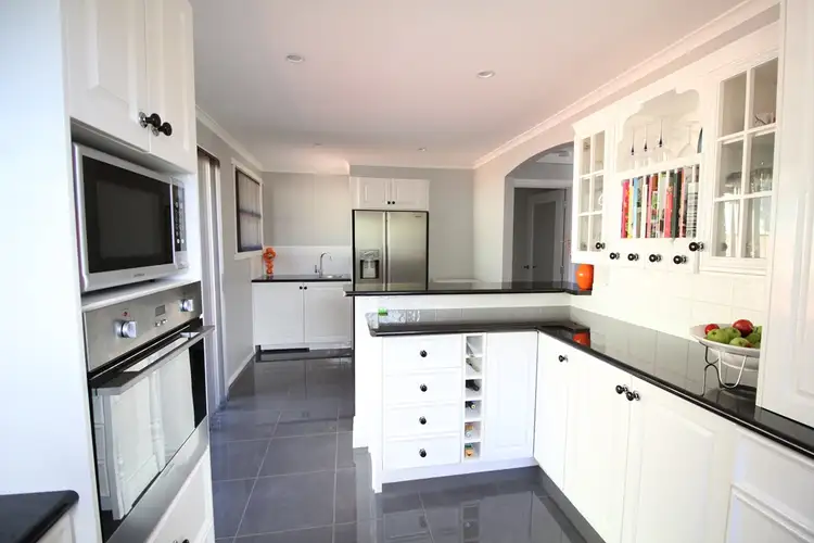 29 River Road, Ambleside TAS 7310