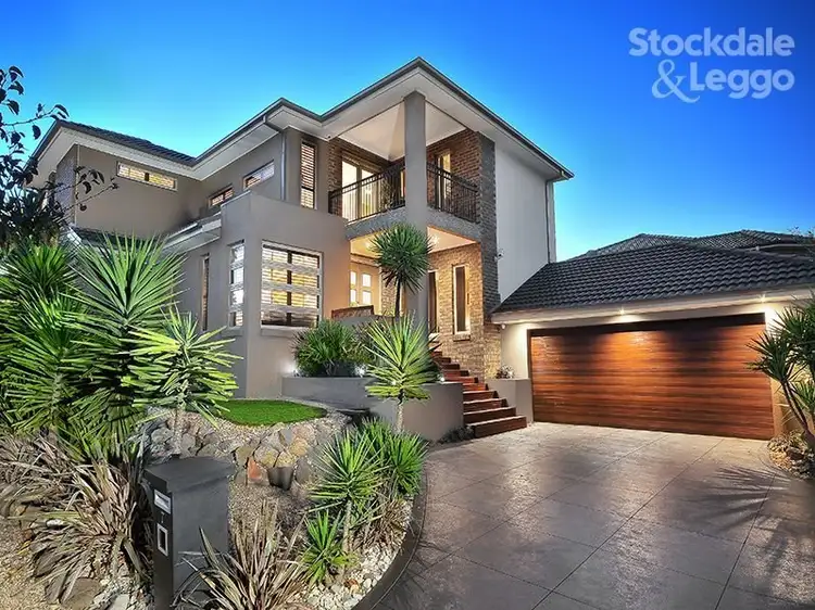 7 Terrick Court (Greenvale Lakes), Greenvale VIC 3059