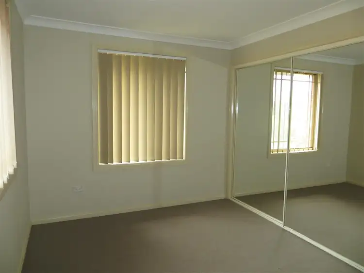 Seventh view of Homely townhouse listing, 4/9 Weir Crescent, Lurnea NSW 2170