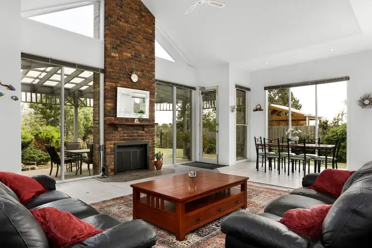 Third view of Homely house listing, 5 Beale Court, Templestowe VIC 3106