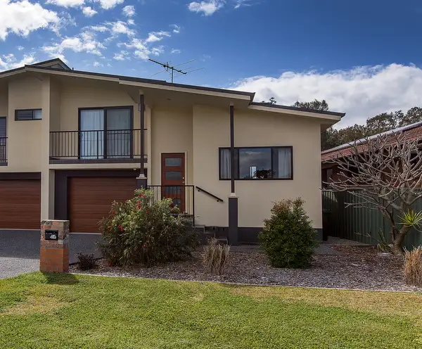 24a Cabbage Tree Palm Crescent, Pelican NSW 2281