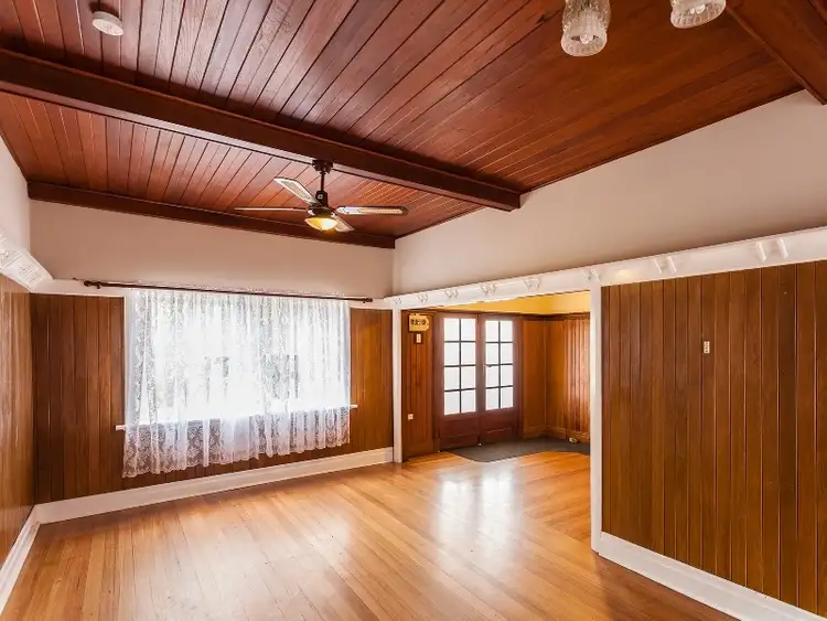 Second view of Homely house listing, 4 Aitken St, Alexandra VIC 3714