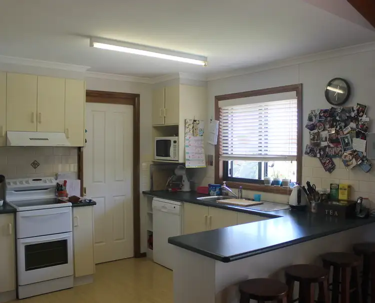 Sixth view of Homely house listing, 10 Junee Road, Temora NSW 2666