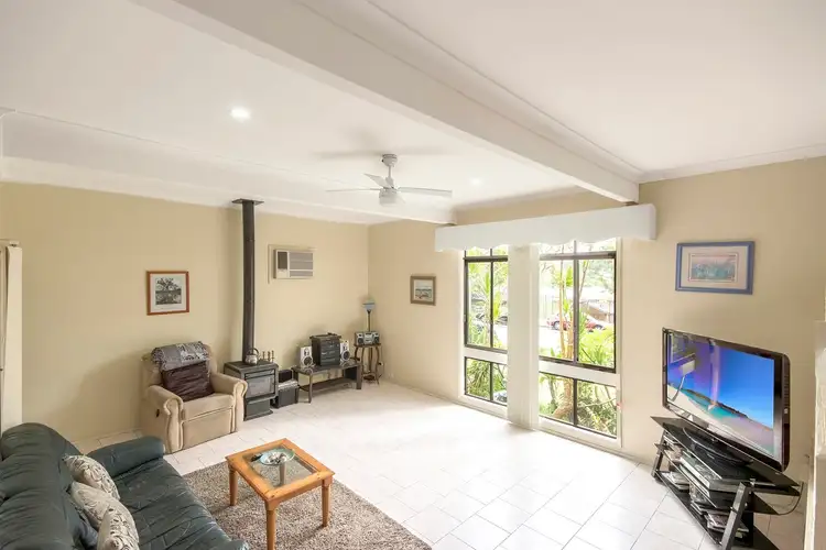 Second view of Homely house listing, 8 Henricks Road, Killarney Vale NSW 2261