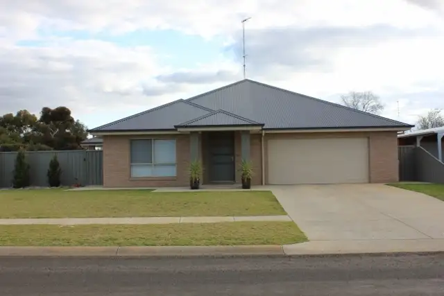 Main view of Homely house listing, 32 Currawong Crescent, Coleambally NSW 2707