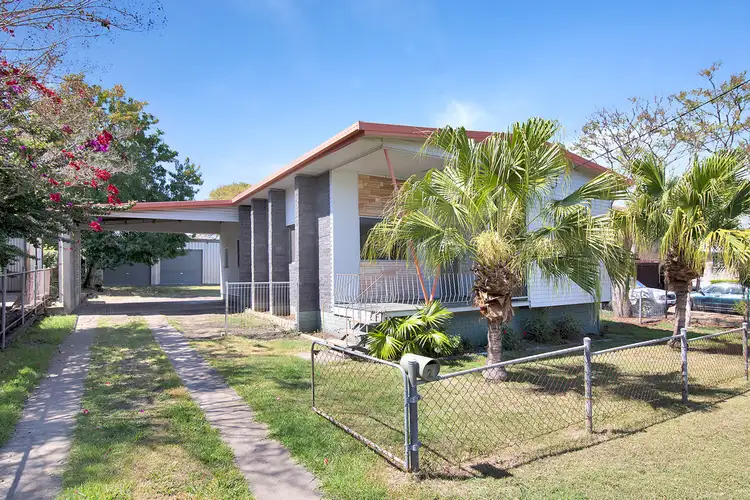 2 Russell Street, Silkstone QLD 4304