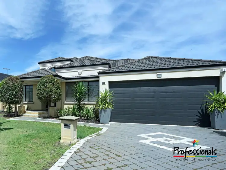 7 Boddington Cct, Dianella WA 6059