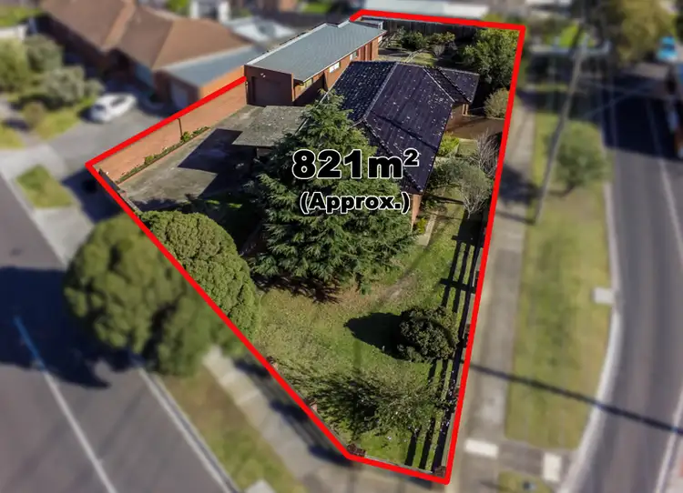 Second view of Homely house listing, 7 Blendon Avenue, St Albans VIC 3021
