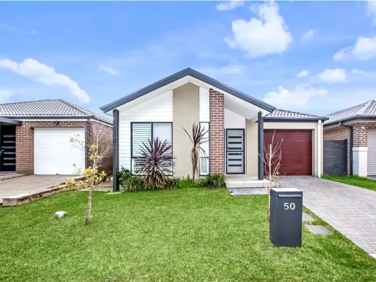 50 HEMSWORTH AVE, Middleton Grange NSW 2171