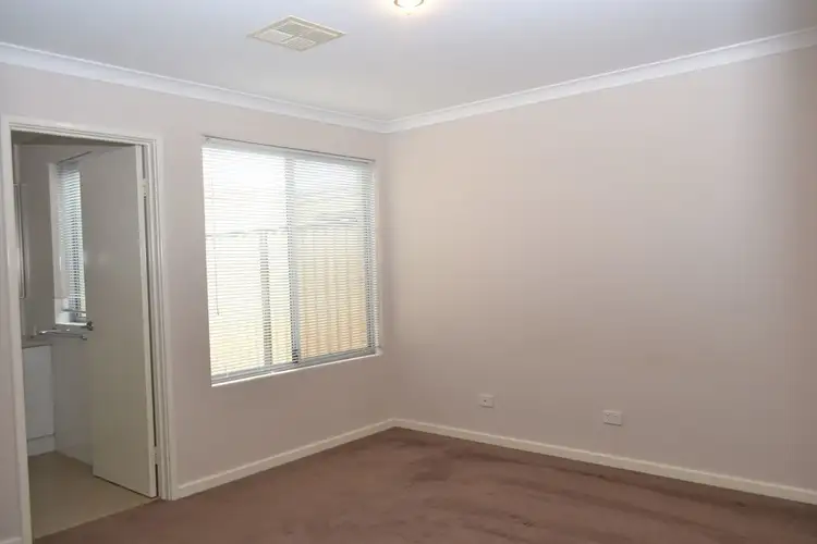 Sixth view of Homely house listing, 8b Spruce Terrace, Aubin Grove WA 6164