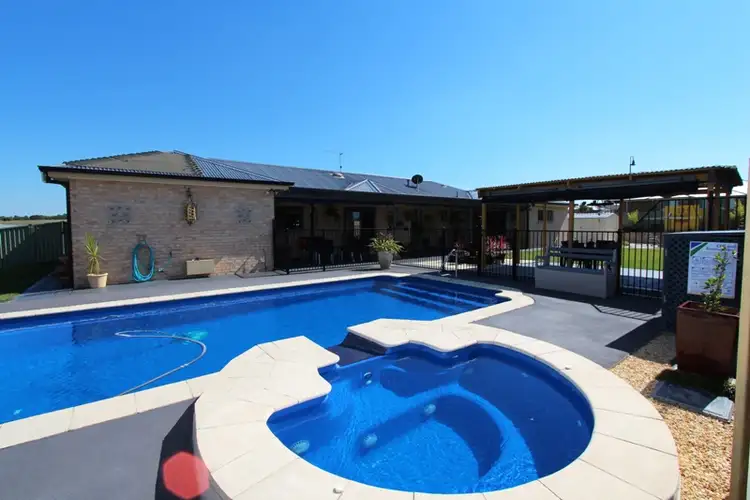 Third view of Homely house listing, 5 Emerald Drive, Kelso NSW 2795
