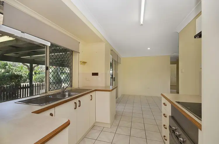 Fifth view of Homely house listing, 10 Newsholme Avenue, Deeragun QLD 4818