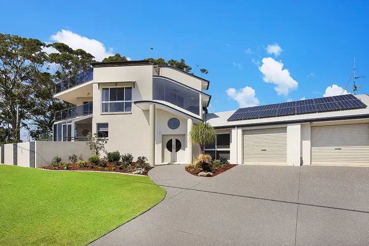 1 Kawana Street, Alexandra Headland QLD 4572