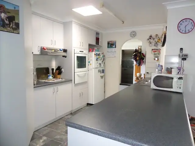 Fifth view of Homely house listing, 8 Fitzgerald St, Gatton QLD 4343