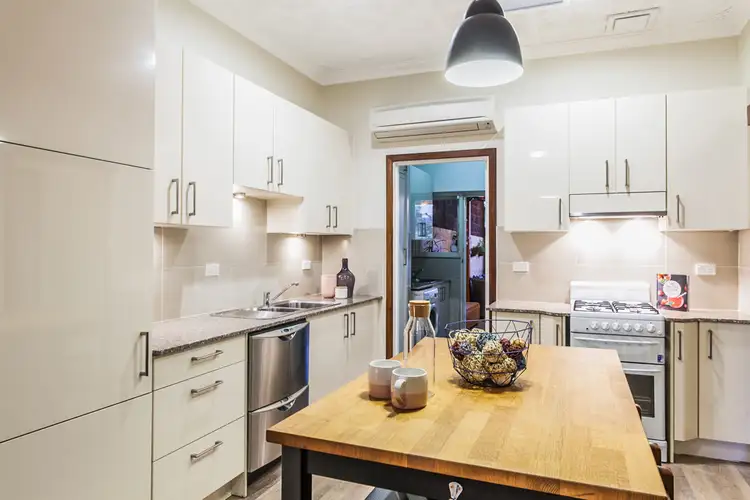Fifth view of Homely villa listing, 2/7 Norman Street, Fremantle WA 6160